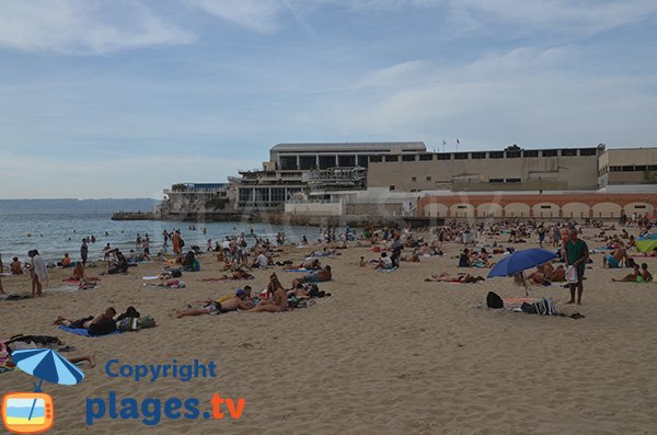 Photo de la plage des Catalans à Marseille