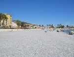 Market beach - Menton